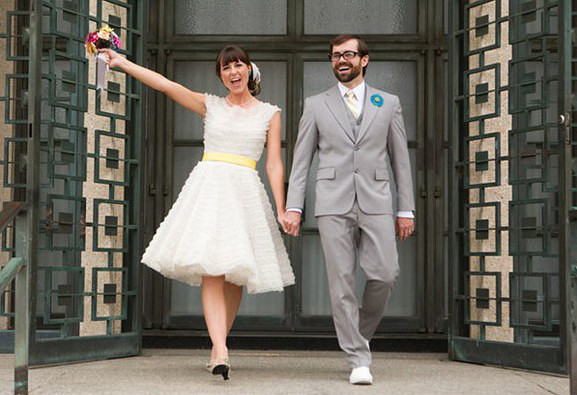 看看国外疯狂有趣的自行车婚礼 O(∩_∩)O-我