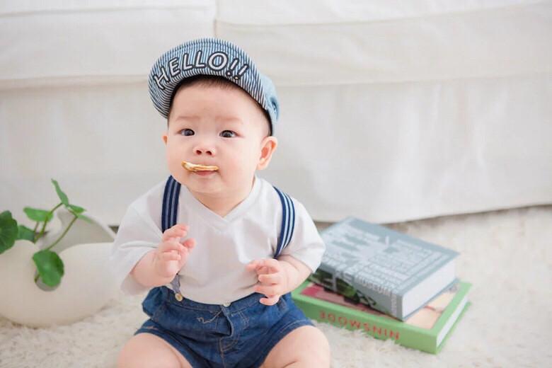 ת����С��߶˶�ͯ��Ӱ��ֵ��һ��