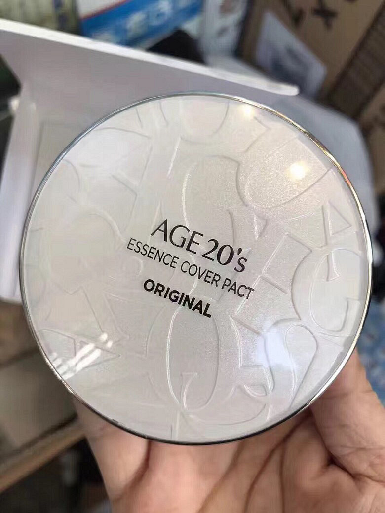 韩国专柜 age 20's爱敬精华粉底霜