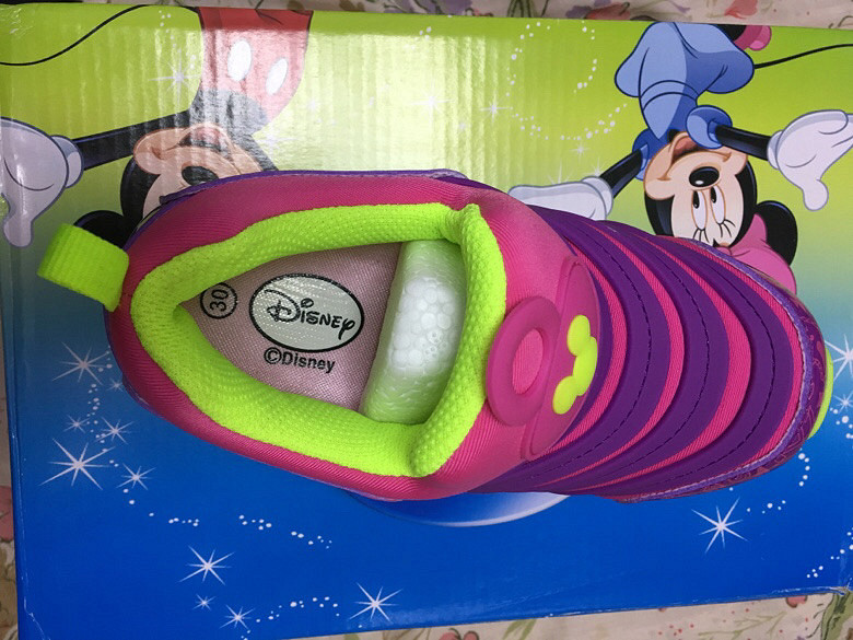 ��ʿ��Ʒ��Ь��100Ԫ���۳���