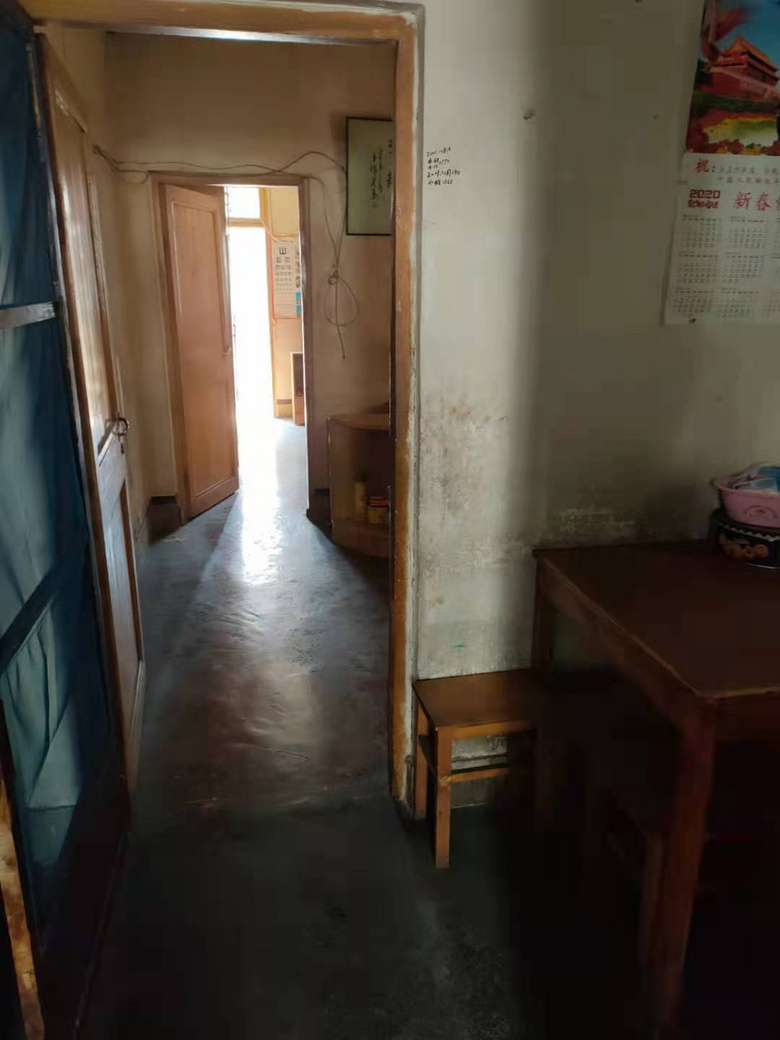 总价100万的老破小了解一下