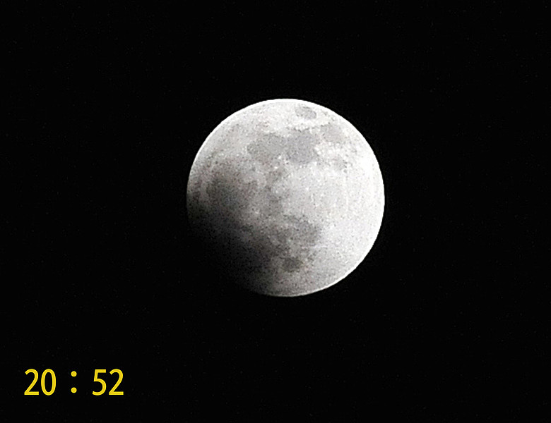 今夜，紅月亮