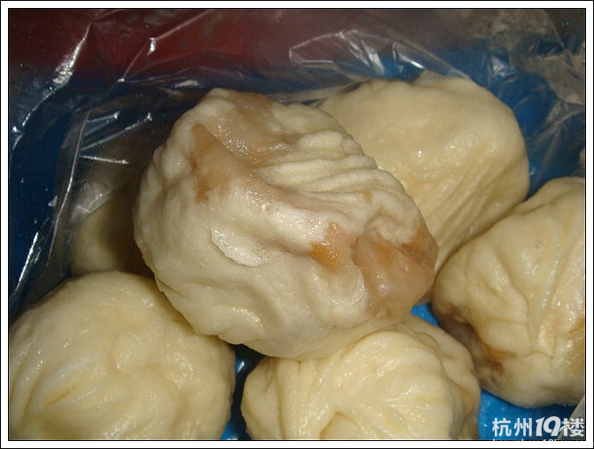 【8隊(duì)】小可小貓——喜歡肉包的有木有？