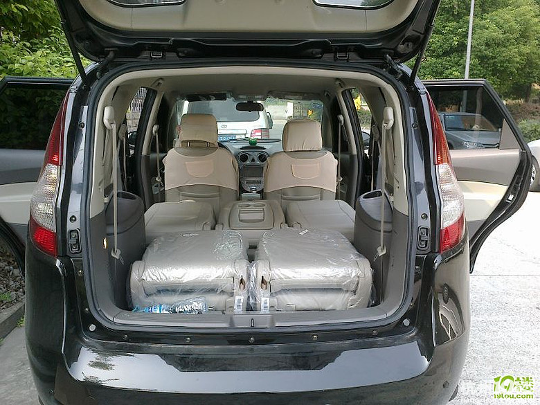 杭州带驾出租全新杭牌江淮和悦RS7座商务mp