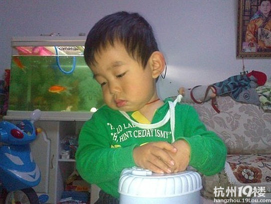 秀秀咱家视频理发前后的眼皮大家看看我的手皮炎照片依赖性宝宝图片
