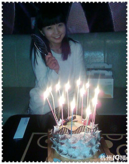 【2月<em>甜蜜女王</em>秀】结束二的岁月,准备明年18岁