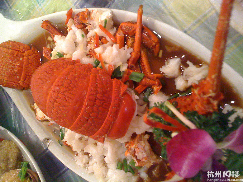 龙坞茶村表哥家儿子过十岁生日,菜肴比酒店的