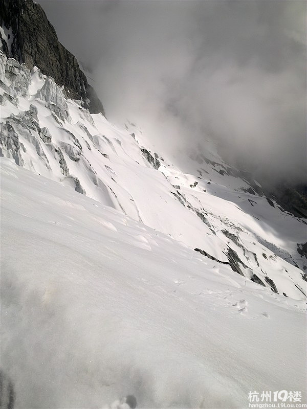 如果还有下辈子。我会早早来这里报到