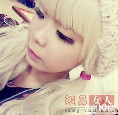 【外貌协会】韩国女生超爱白脸浓妆一个月用掉