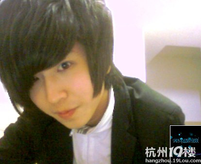 90后夜场男模 寻老婆一名 有意牵手 进来看-男