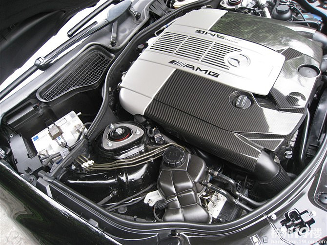 奔驰 顶级 轿跑S65 AMG V12发动机现车现卖 