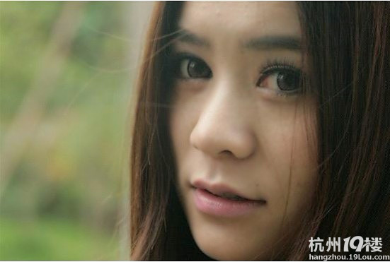 直击深圳四美女边美女脱,图片的v美女?!-走边乐夏娃弹钢琴大全口水图片