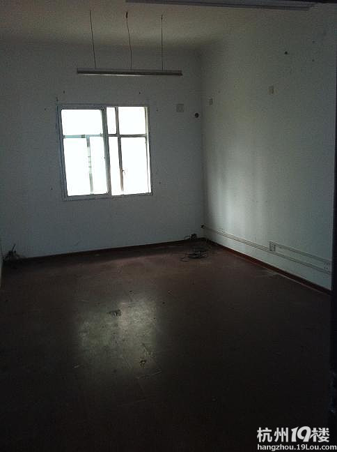 杭州西湖区拓峰科技园租房-1室 0厅 0卫 0阳台