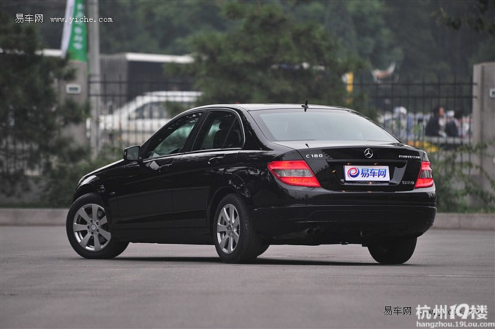 美程汽车租赁,现公司有大小排量豪华车出租,等