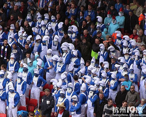 蓝精灵赴伦敦看球赛-游戏动漫-杭州19楼