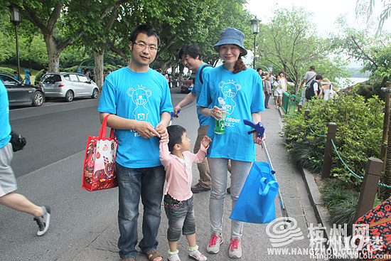 杭网义工环保西湖行 一个人就是一支队伍-小区