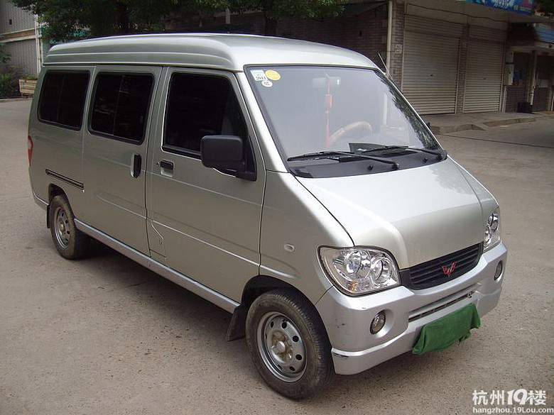 出售家用五菱之光面包车-二手车-杭州19楼