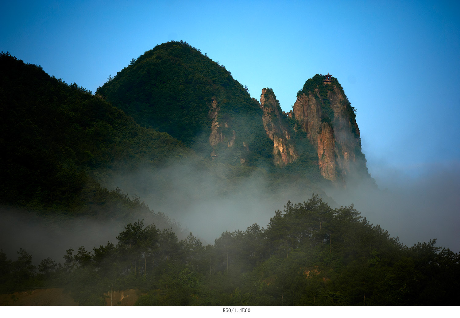 浙江浦江仙华山