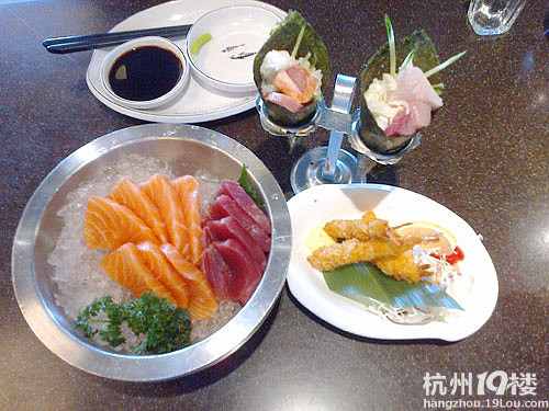 【1隊(duì)】KT的2012年6月FB--家中烤肉+韓料+日料[7貼-2012-6]