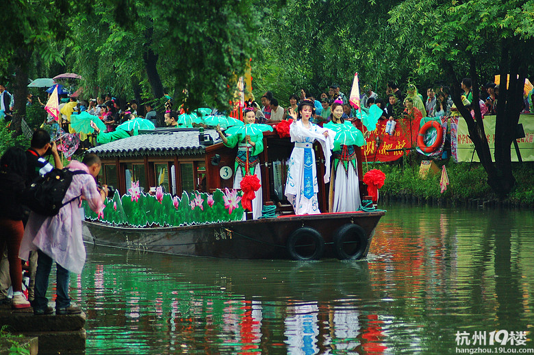 杭州西溪湿地端午节龙舟赛(2012年6月23日拍