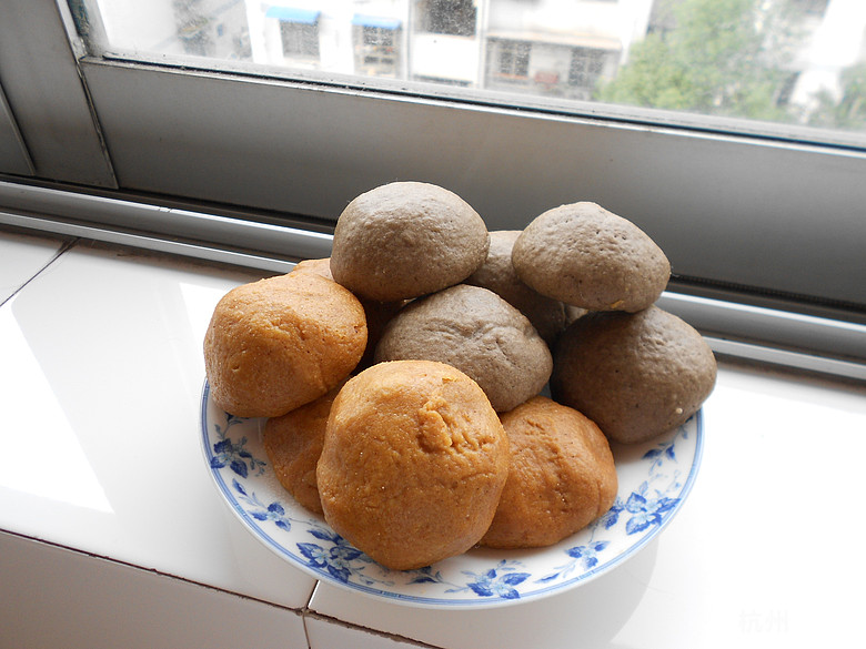 自已做的荞麦馒头、玉米馒头-面点-19楼私房菜