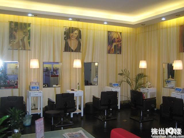 丝域养发管招聘-养发理疗师-月薪2000-2999--