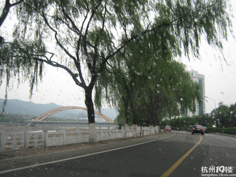 河南信陽市區(qū)南灣湖