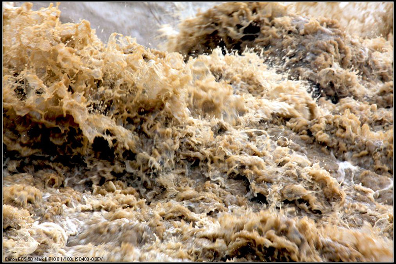 台风--天目山洪暴发-19摄区-杭州19楼