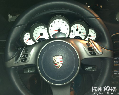 r911YE260R330