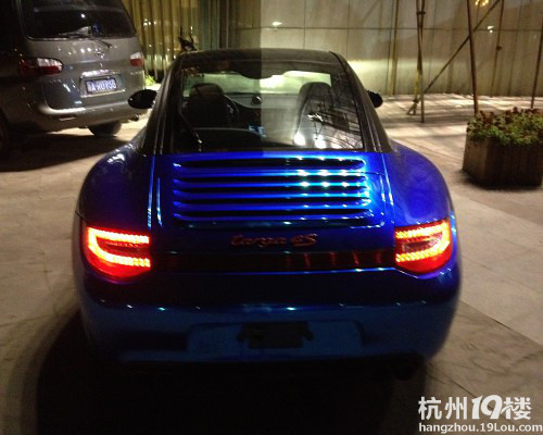 r911YE260R330