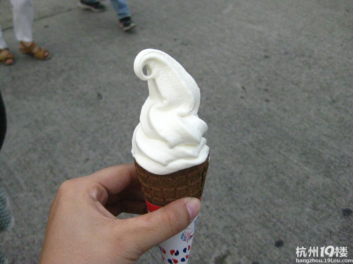 O(∩_∩)O香港游玩，分享那里的美食！