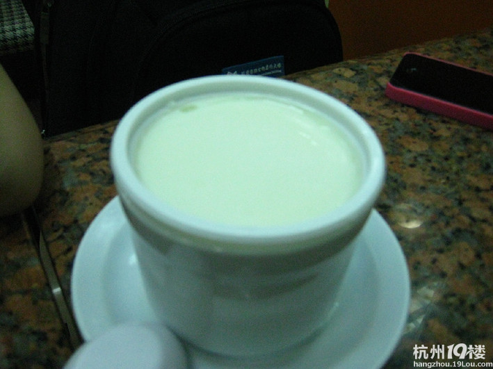 O(∩_∩)O香港游玩，分享那里的美食！