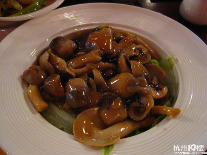 O(∩_∩)O香港游玩，分享那里的美食！
