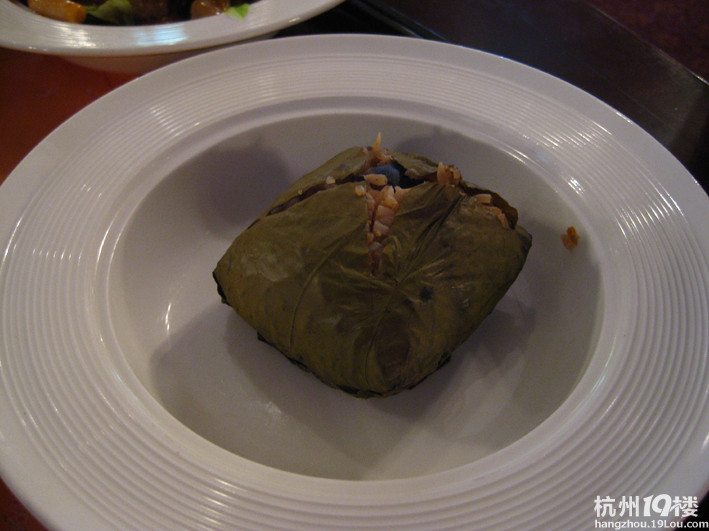 O(∩_∩)O香港游玩，分享那里的美食！