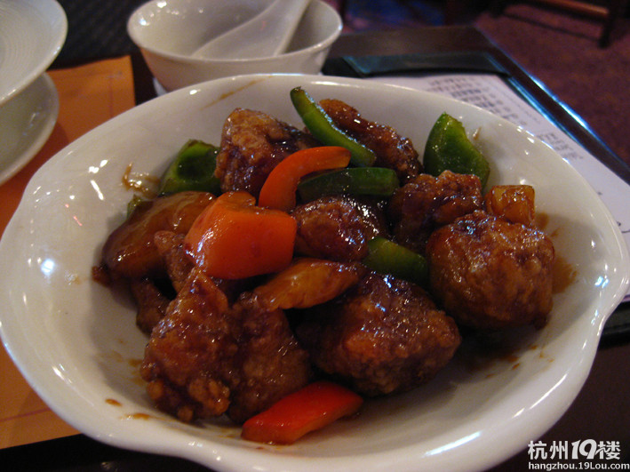 O(∩_∩)O香港游玩，分享那里的美食！
