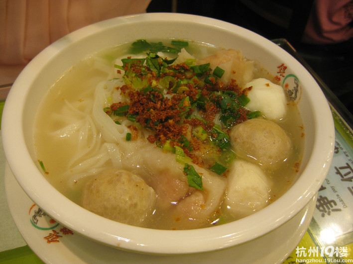 O(∩_∩)O香港游玩，分享那里的美食！