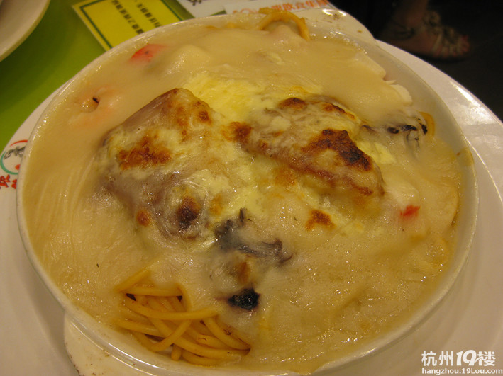 O(∩_∩)O香港游玩，分享那里的美食！