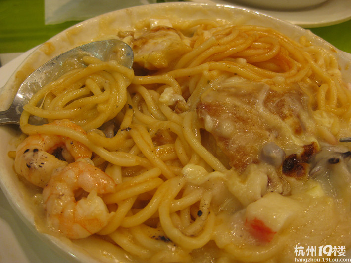 O(∩_∩)O香港游玩，分享那里的美食！
