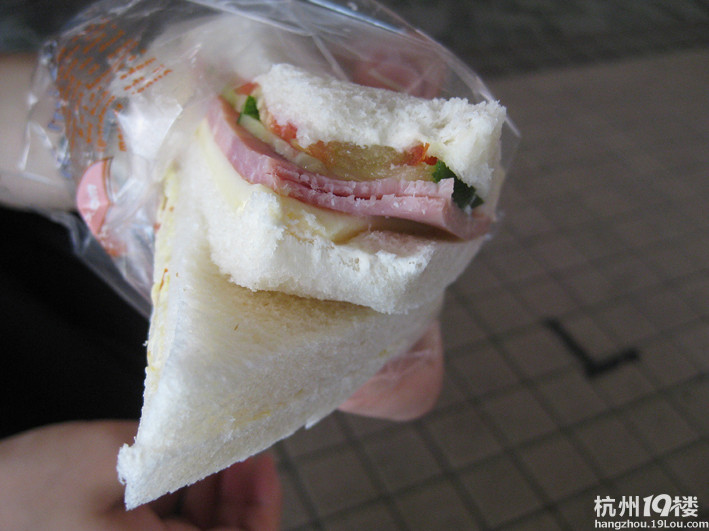 O(∩_∩)O香港游玩，分享那里的美食！