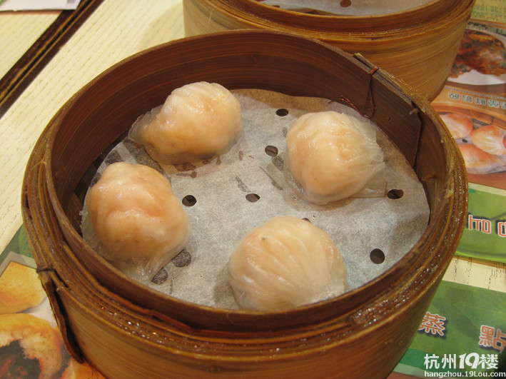 O(∩_∩)O香港游玩，分享那里的美食！