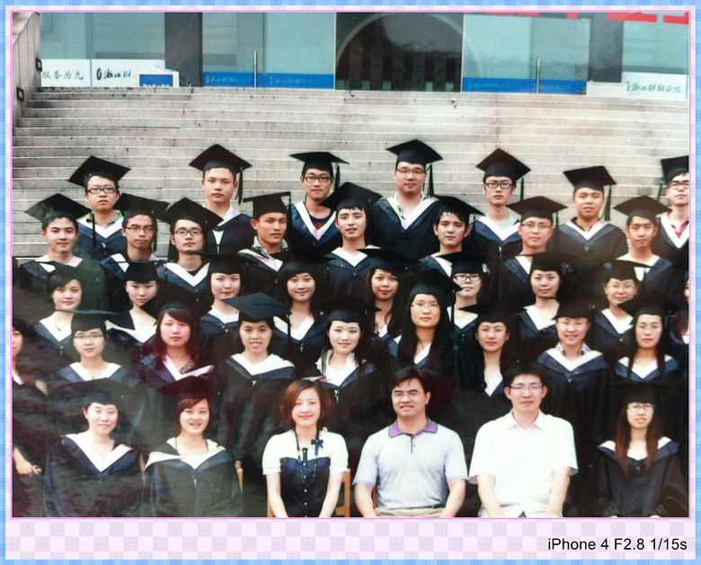 我想再读大学 宅寝室的男人们进来 再来4年吧