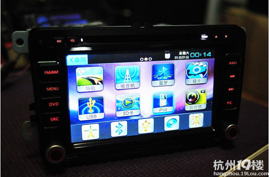 我个人比较喜欢热闹,不喜欢开车路上过于无聊