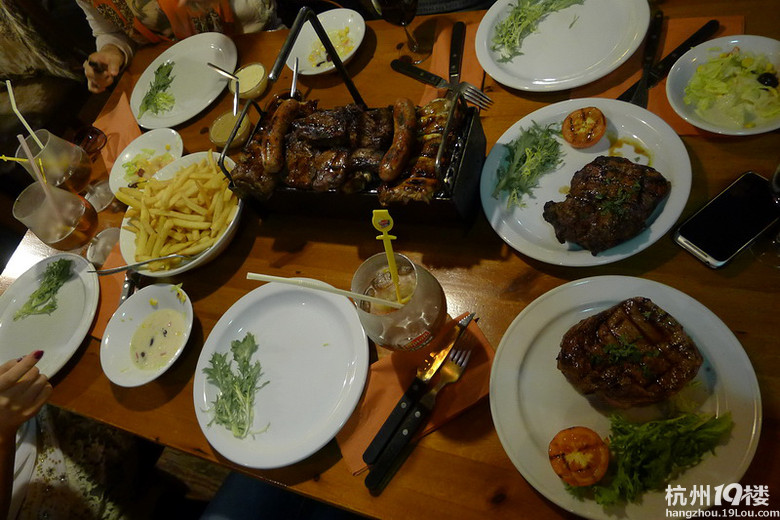 荷兰拒签申诉成功后 坐着火车去打牌 荷比卢9