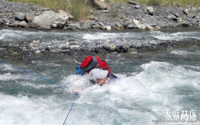 重庆14驴友违规穿越卧龙自然保护区,1死1伤6