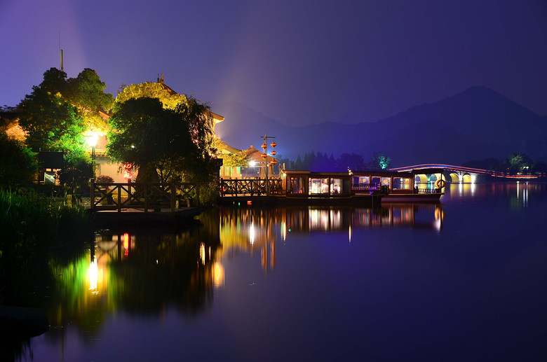   SIGMA 18-200 f3.5-f6.3 OS HSM ῵
