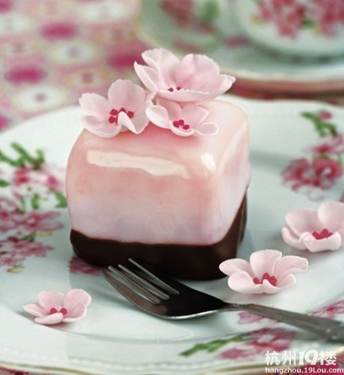 国庆去了趟<em>上海</em>,入住<em>上海思源会所</em>酒店。那里