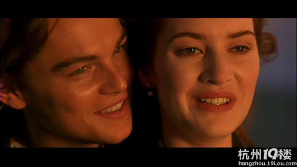 泰坦尼克号结尾 rose床头所有照片解析(转)