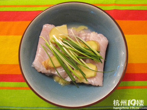 【1隊】KT的2012年10月FB--水庫冷餐+西溪游+玩陶+必勝客[10貼]