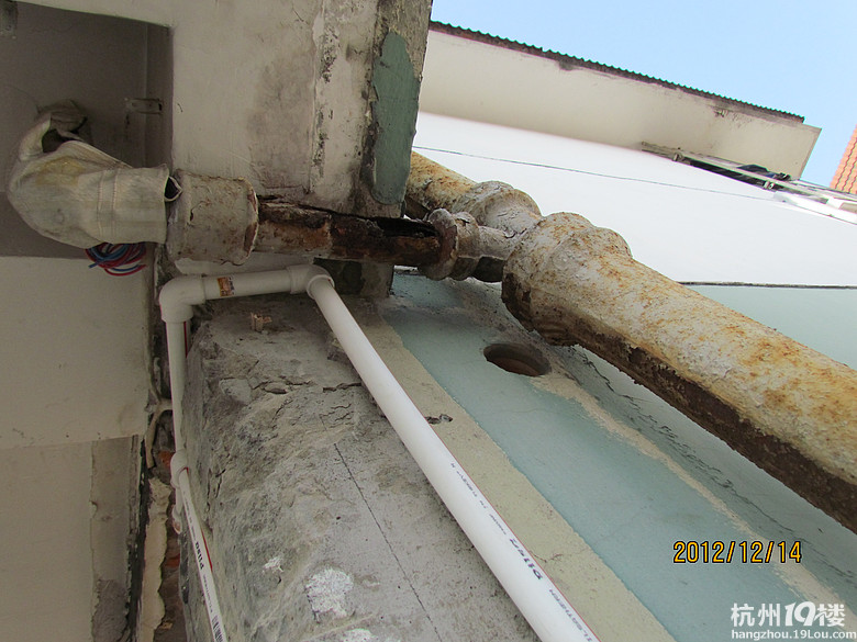阳台地漏水管改造-装修大本营-杭州19楼