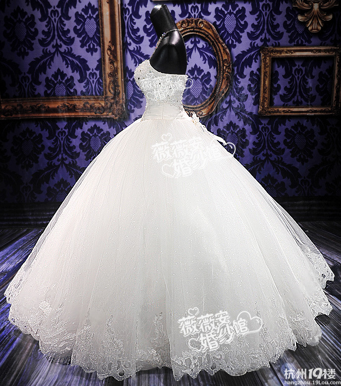 唯美V领大长拖尾婚纱抹胸镶钻绑带奢华水晶礼